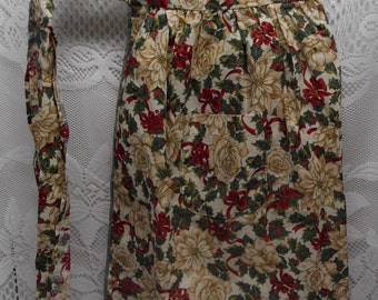 APRON Christmas ROSES - LOVELY - Vintage Half Apron - Shabby Cottage Charm