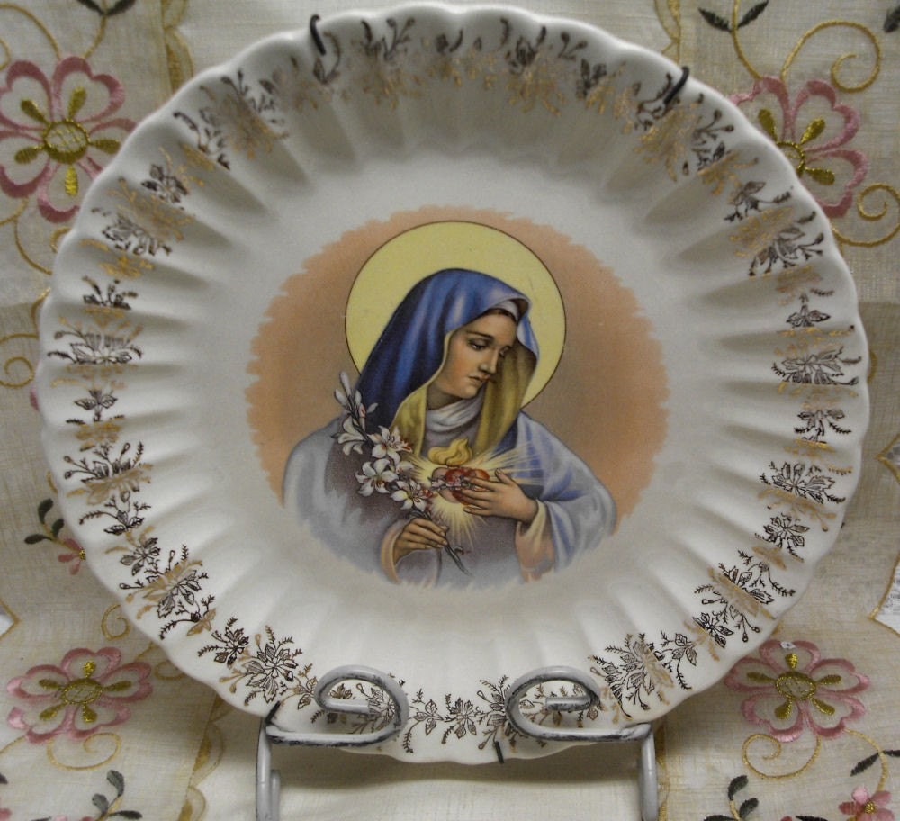 RELIGIOUS Pottery Wall Plates JESUS and MARY by InfinityCrafts