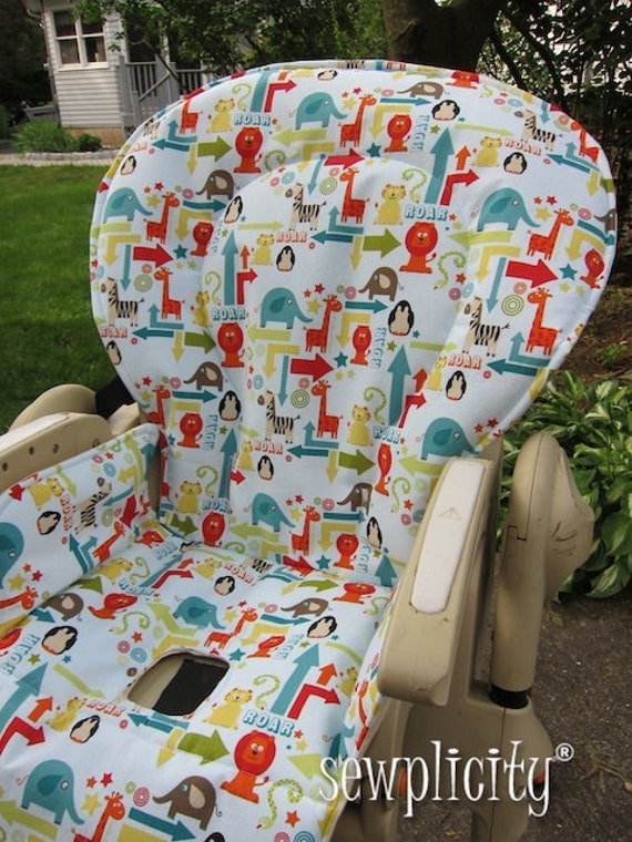 EVENFLO EXPRESSIONS High Chair Cover Alphabet Soup