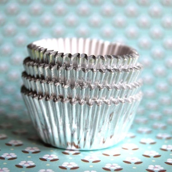 mini cupcake liners silver