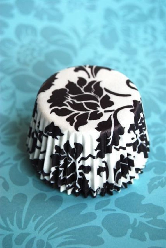Elenor Black Designer Cupcake Liners 20 by CupcakeSocial on Etsy