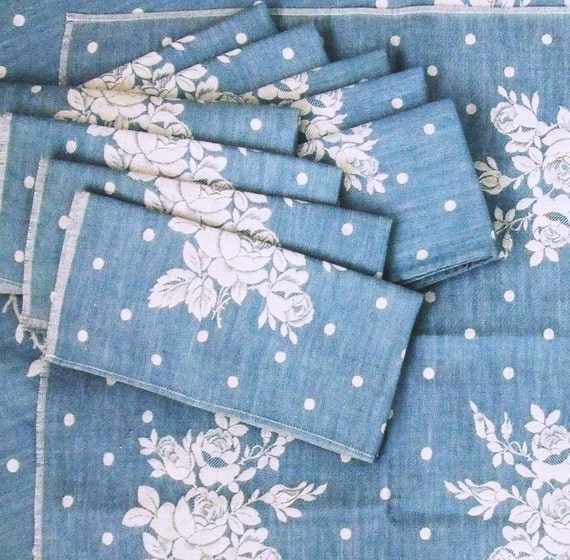Vintage Blue Damask Tablecloth 10 Napkins