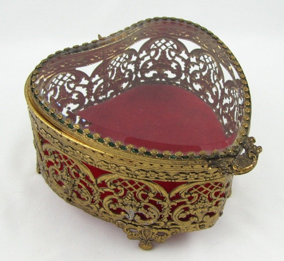I Heart Jewelry Vintage Heart Shaped Jewelry Box Gold Metal