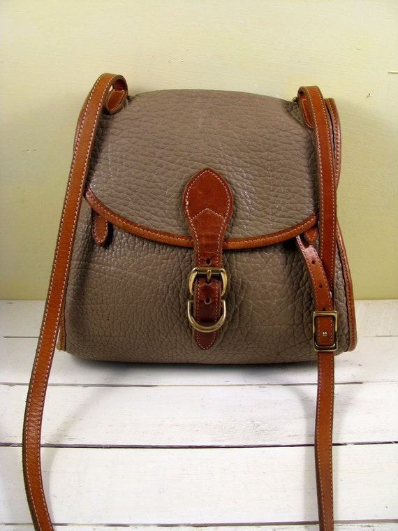 Hand Bag Dooney and Bourke Leather Tan Taupe Colored Purse