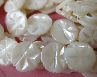 Vintage Flower Buttons. Mother of Pearl Carved Shell, Ivory Shank 10mm but0094 (6)