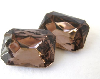 Vintage Jewel. Rhinestone Amethyst Glass Octagon 18x13mm rhs0224 (2)