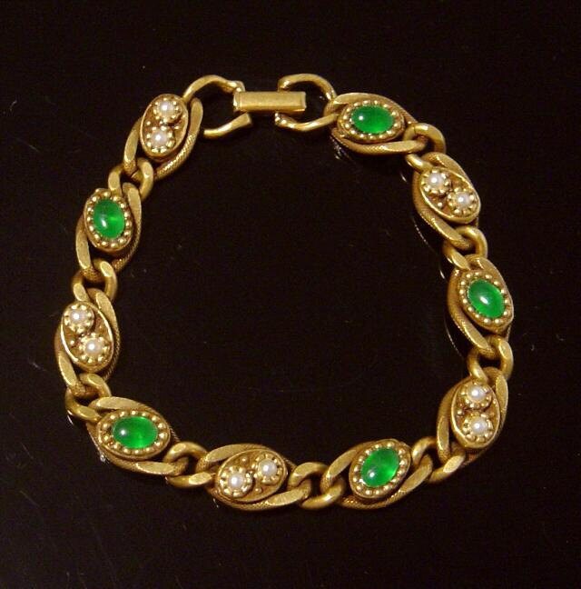 Vintage signed GOLDETTE NY Bracelet with by VintageTreasures4U