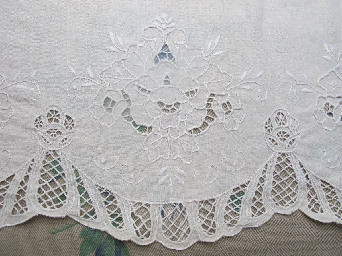 Embroidered Muslin Cutwork Embroidery Border by BettyandBabs