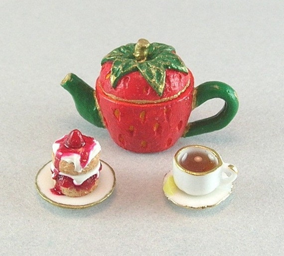 Items similar to Strawberry Shortcake Tea Set on Etsy