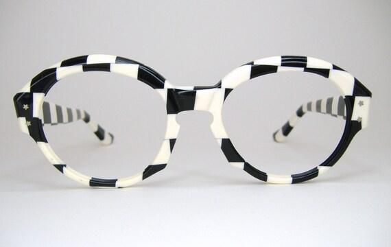 Womens 50s Black and White Checkered France Eyeglasses Frame