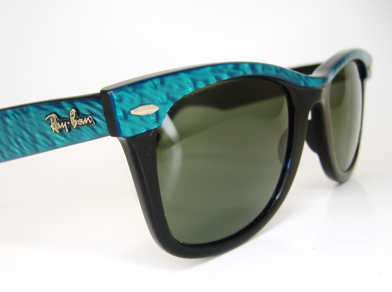 Vintage Turquoise Ray Ban Wayfarer 5022 Sunglasses 2704