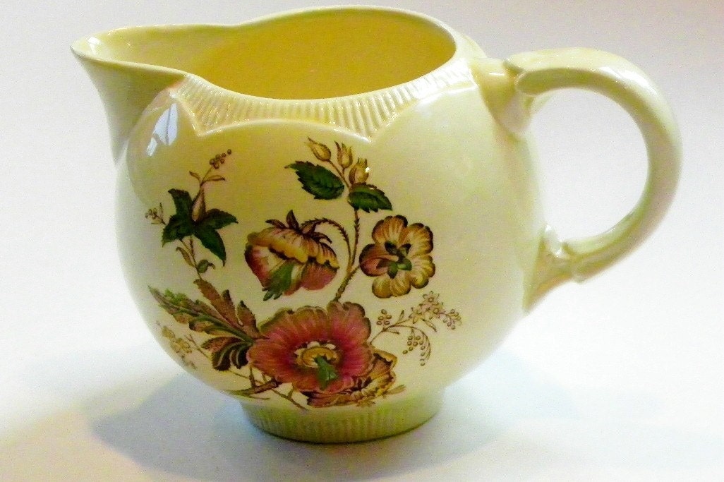 Sale Vintage Royal Staffordshire Dinnerware Clarice Cliff