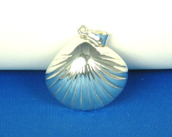 925 Sterling Seashell Pendant