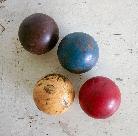 4 Vintage Croquet Balls