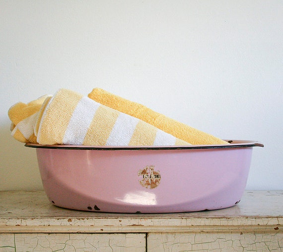 Extra Large Vintage Pink Enamel Tub