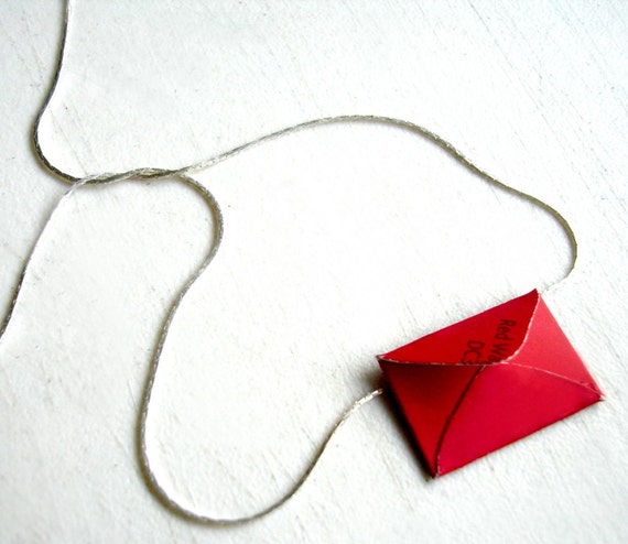 Mini Luv Letter Necklace - Red Mini Luv Letter Necklace - Red