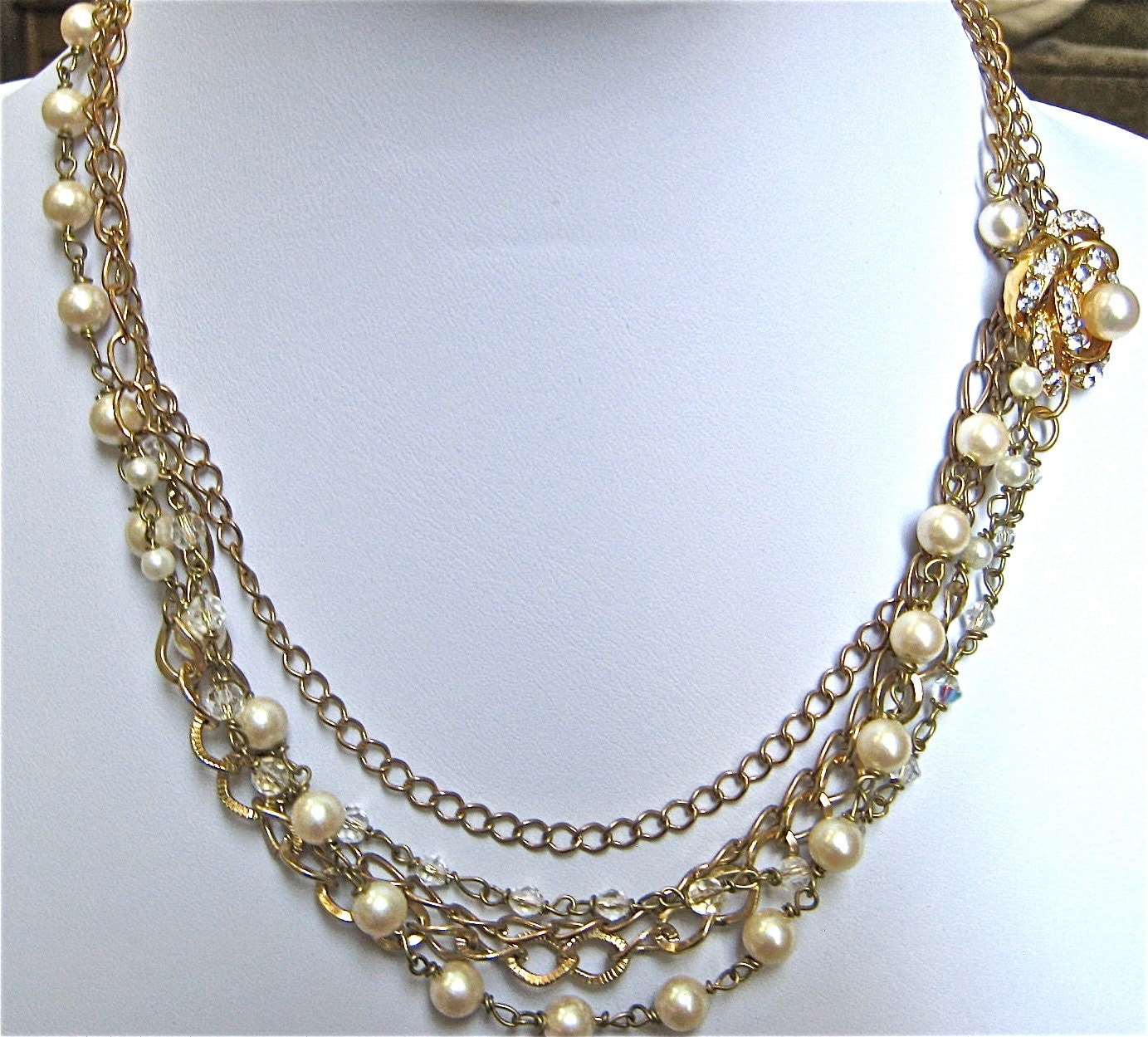 Gold chain multi strand layered pearl and rhinestone vintage