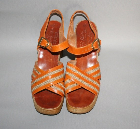 70s FAMOLARE PLATFORMS / Woven Leather Sandals 10-10.5