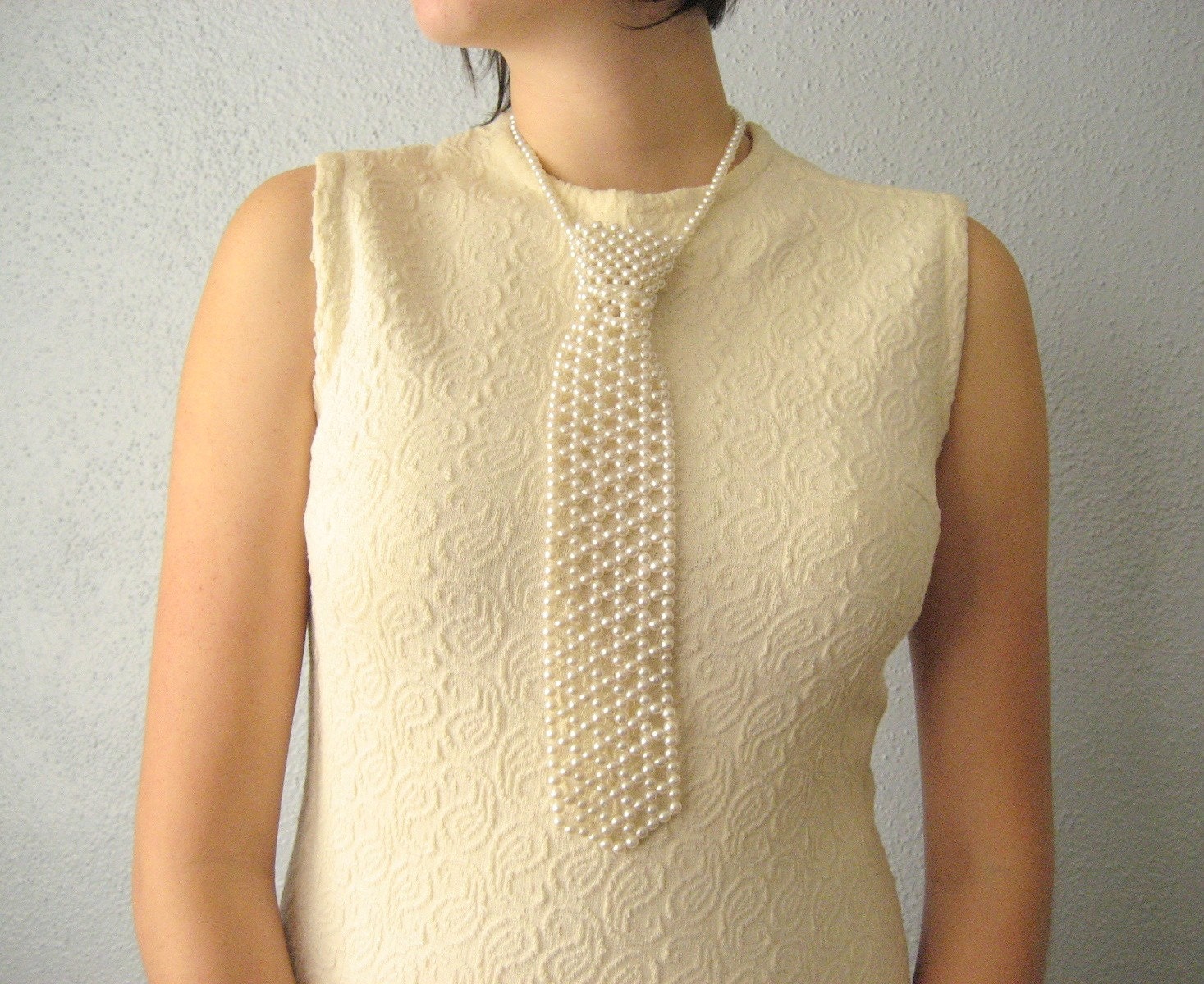 pearl necktie necklace