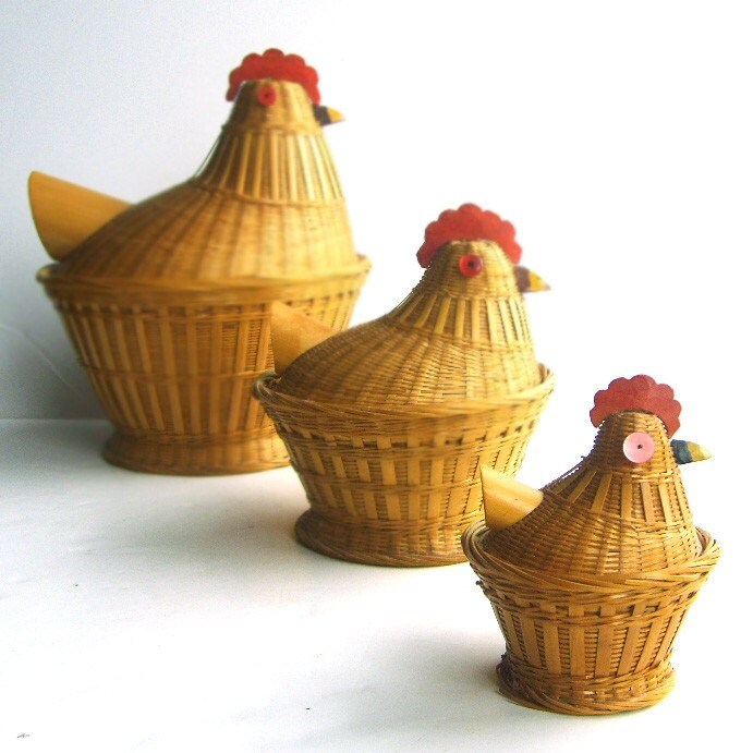 Vintage Wicker Chicken Basket Set
