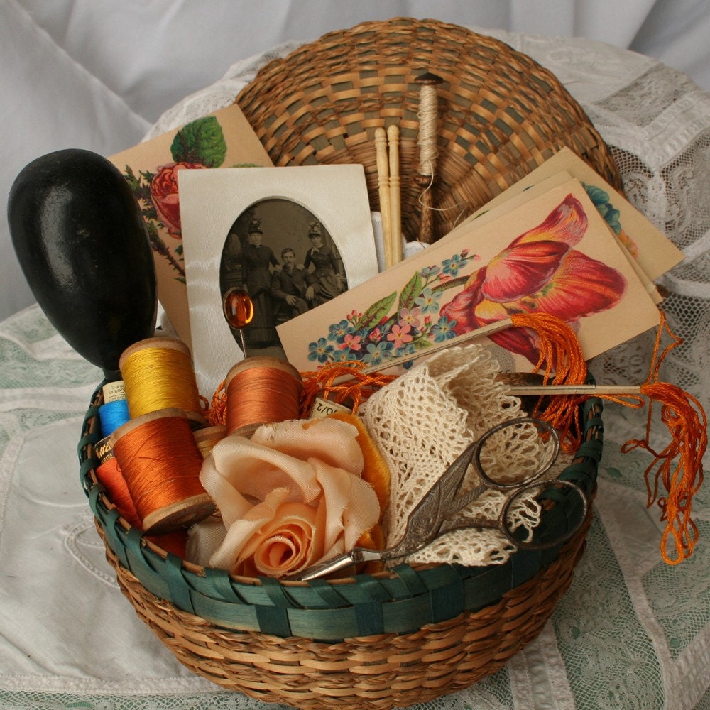 Vintage Victorian Sewing Basket