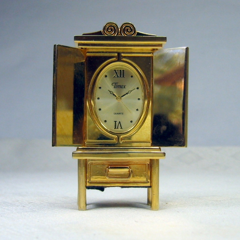 Vintage Miniature Timex Clock