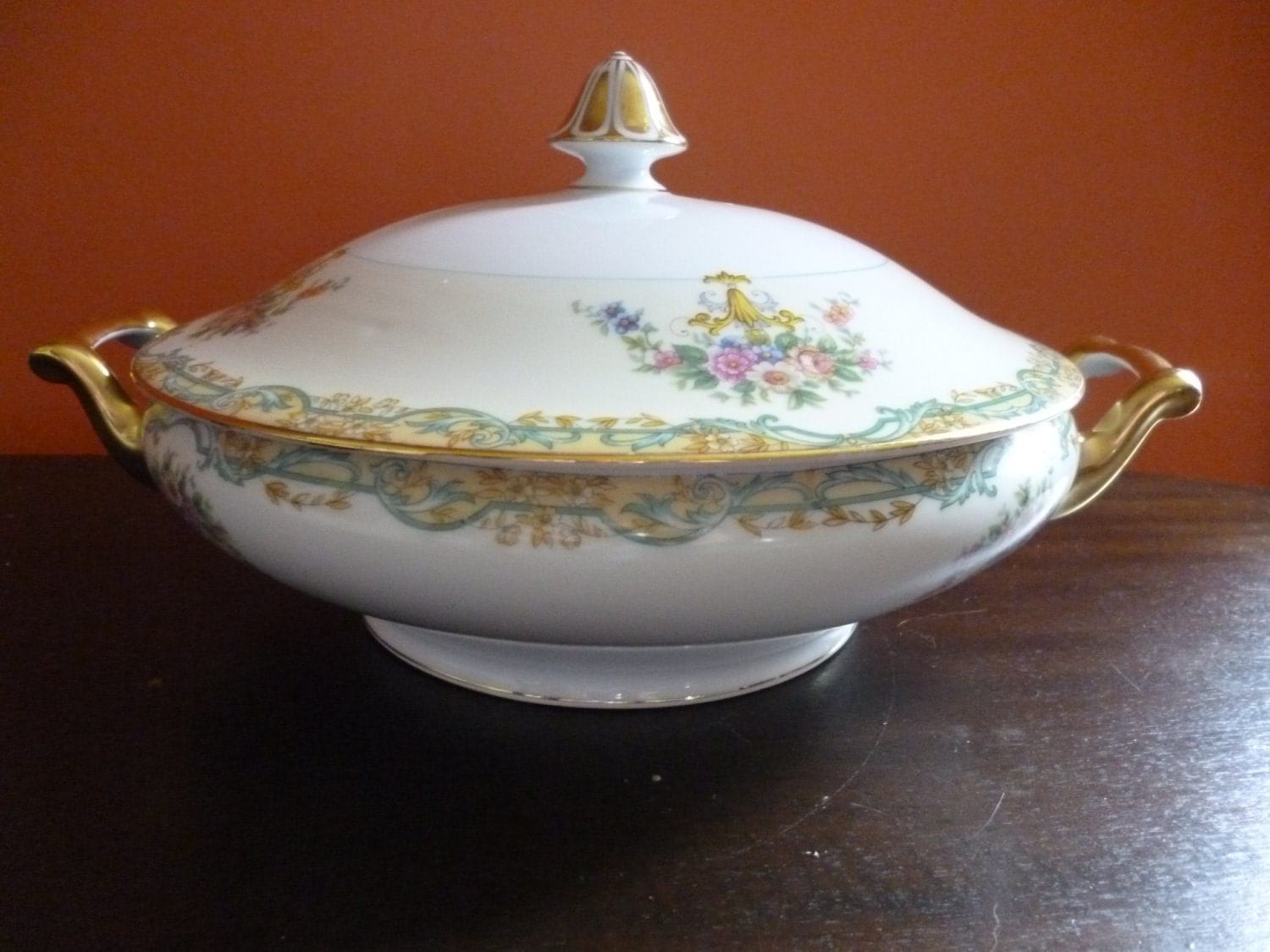 SALE Noritake Arvana Pattern Round Covered Vegetable or Soup