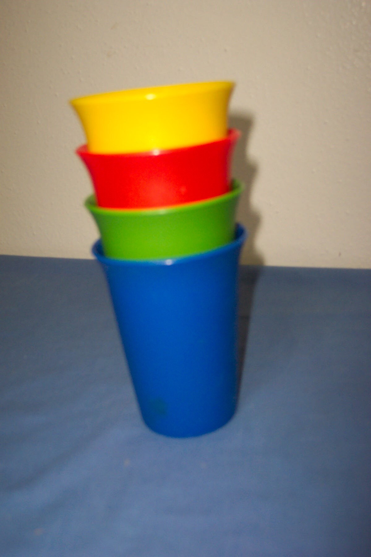 Vintage Tupperware Tumblers Set of 4 in Primary Colors