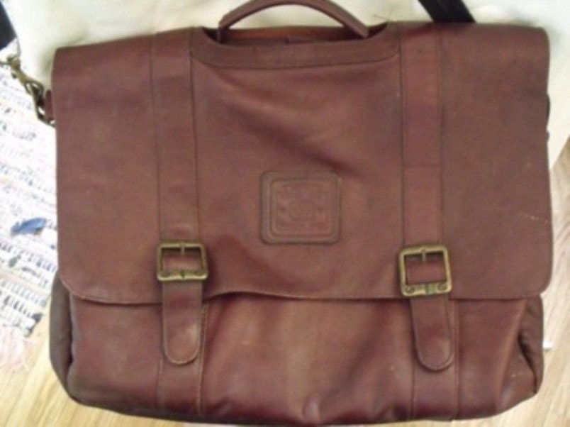 geoffrey beene leather briefcase