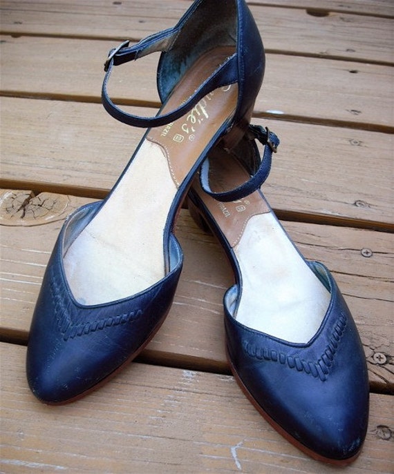 Vintage 70s 80s Navy Blue Candies Heels Flats 8