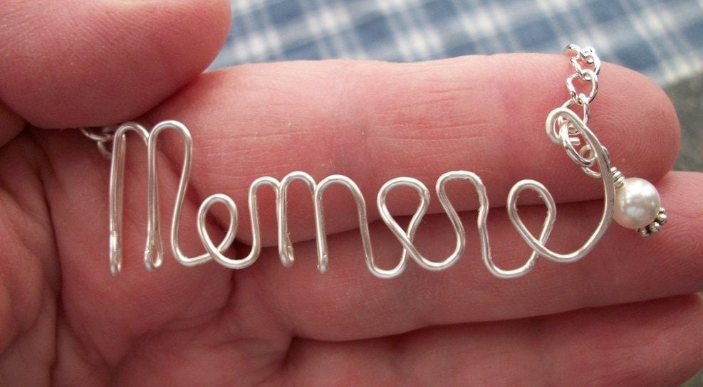 memere-grandmother-word-bling-necklace