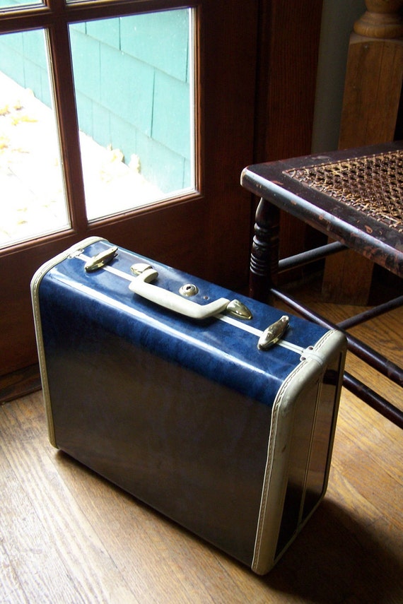 samsonite suitcase vintage