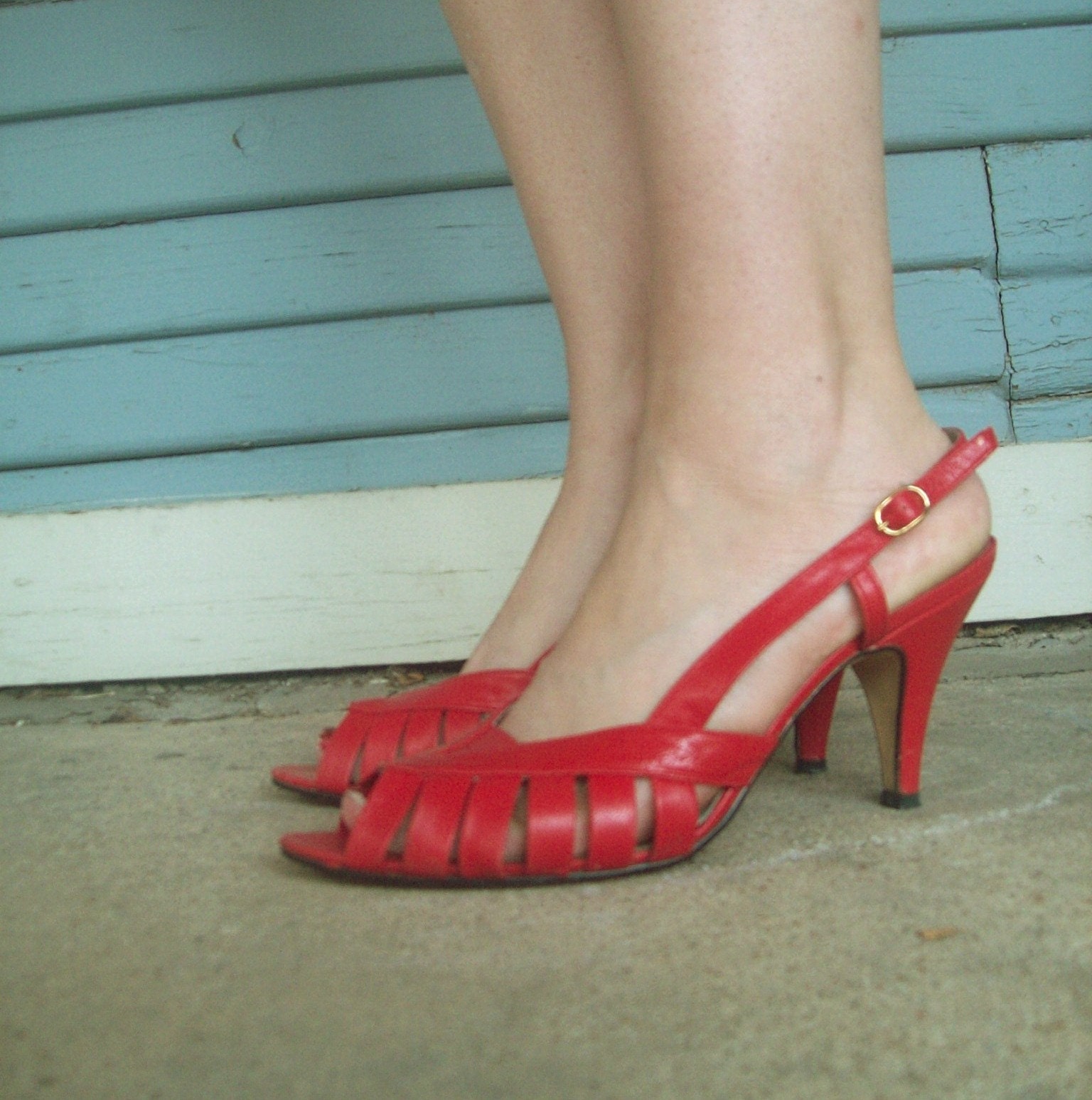 strappy lace up kitten heels