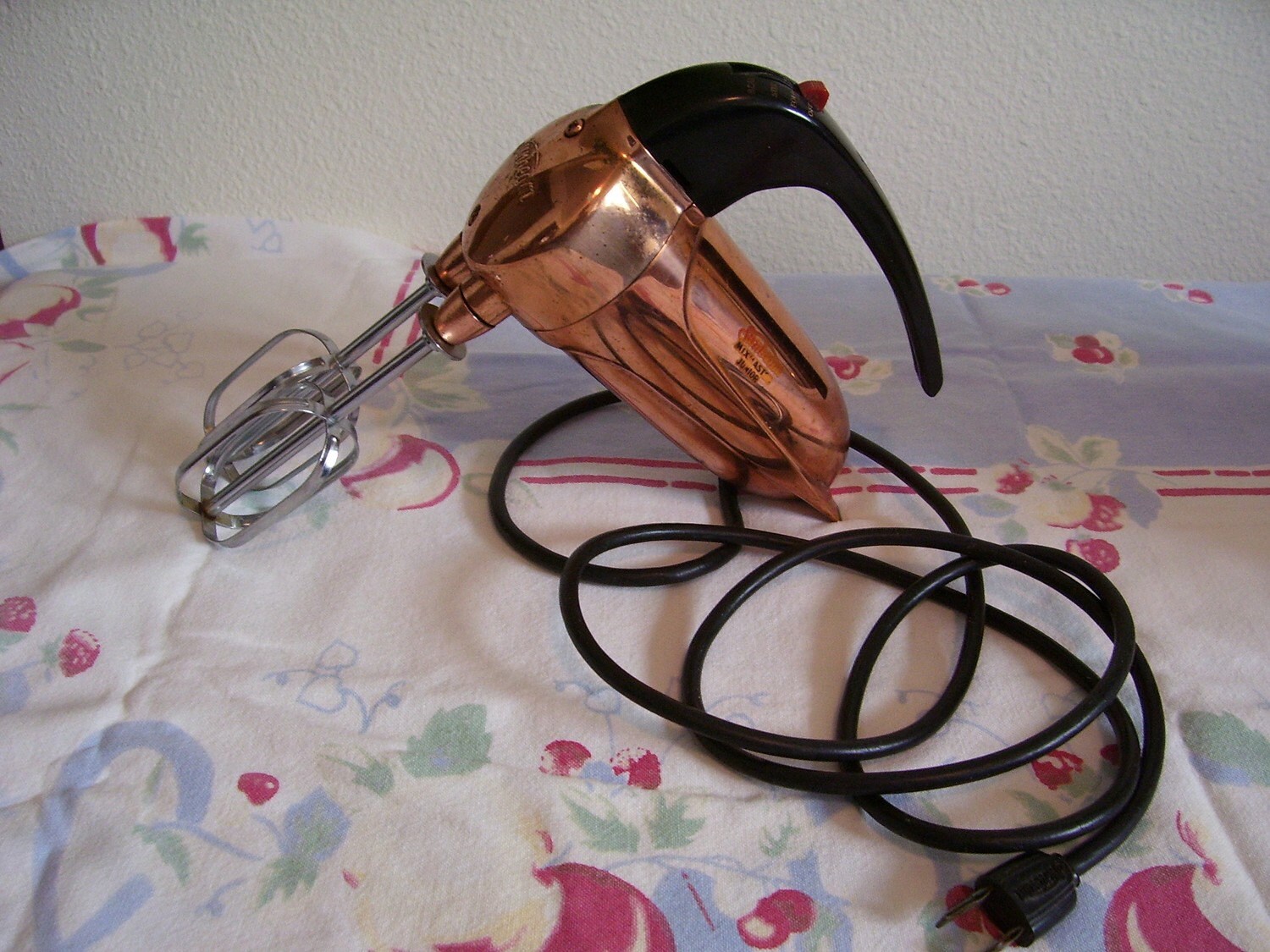 1950's Copper SUNBEAM Junior Hand Mixer by blackscottietreasure