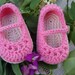 Crochet mary Janes dark pink and cream size 3/6 months