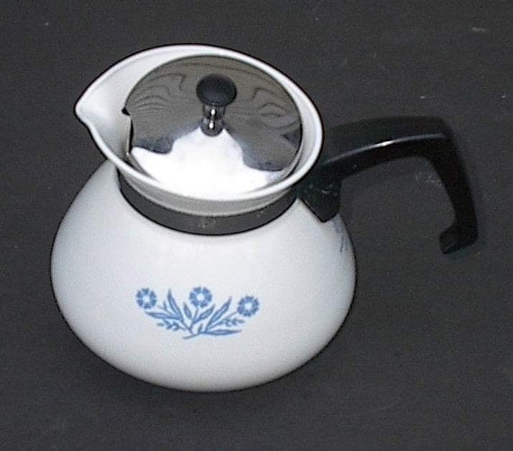 Corning Ware 6 cup Stovetop Teapot