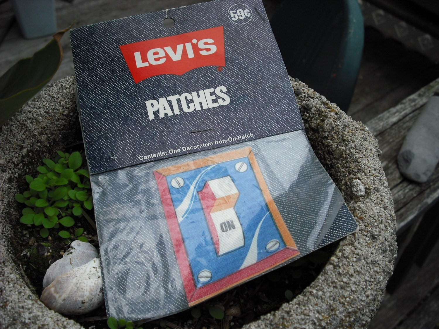 LEVIs Vintage 1970 Retro Jean Iron on Patch New Still in