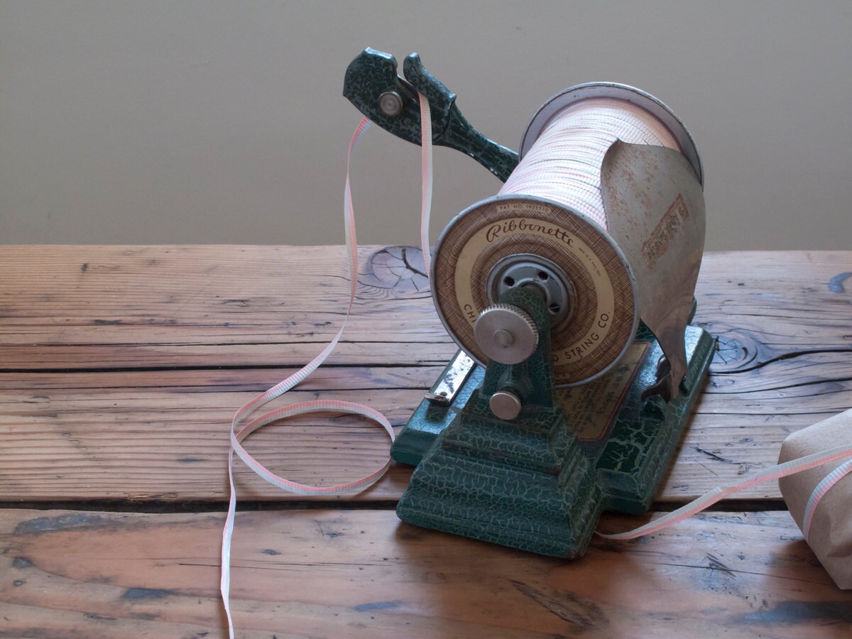 vintage chicago printed string co. ribbon dispenser