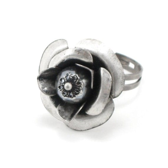 GORGEOUS Gothic Lolita Metal Tea Rose Ring in by ghostlovejewelry