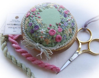 PP15 Sunshine and Flowers Pincushion Kit