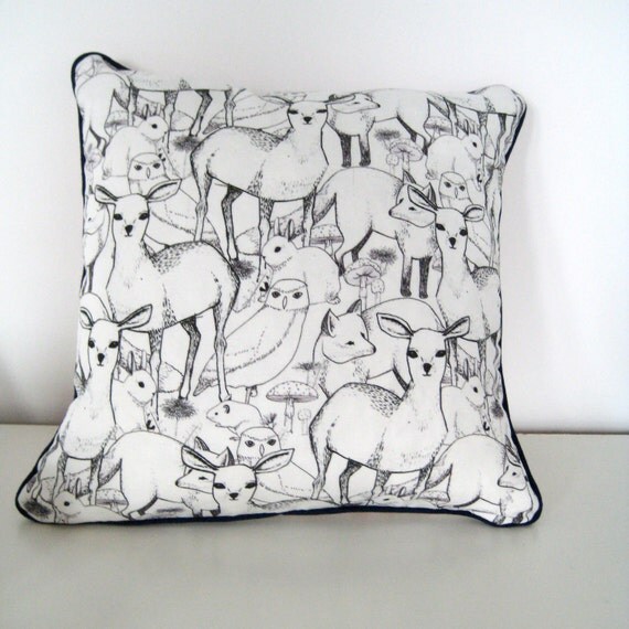 Items similar to Woodland Print Linen Scatter Cushion on Etsy