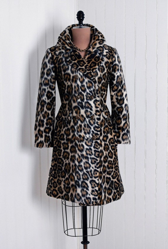 Items similar to 1960's Vintage Leopard-Print Safari Animal Faux-Fur ...