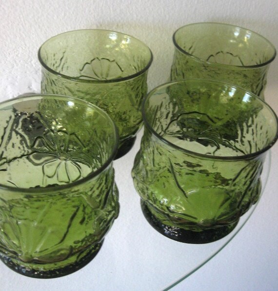 Vintage Drinking Glasses Green Flower Depression E O Brody Set
