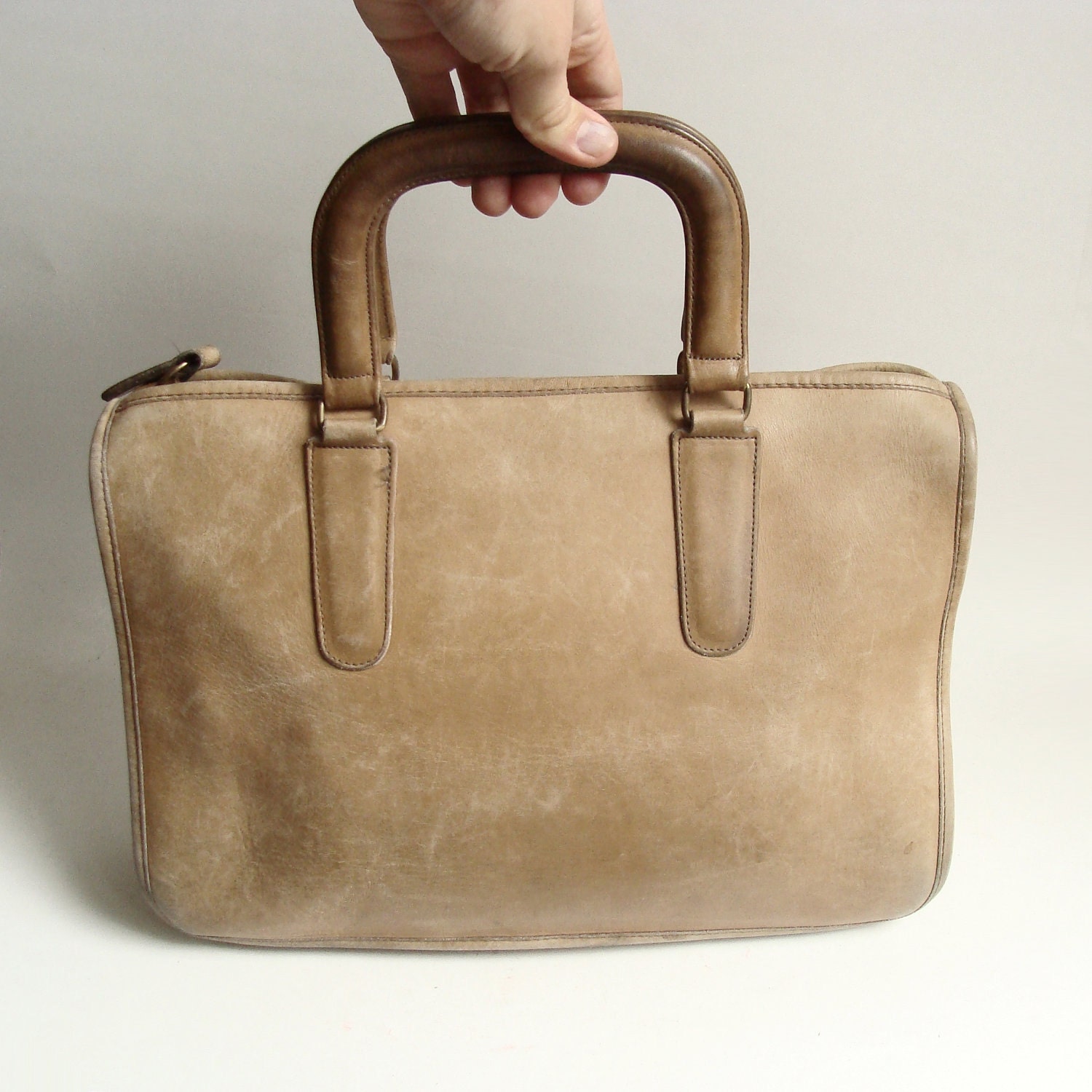 Coach bag / tan leather Coach portfolio purse / 70s 1970s