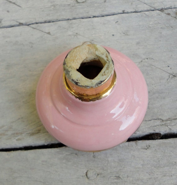 Vintage Pink and Gold Ceramic Door Knob. Hand painted flowers.