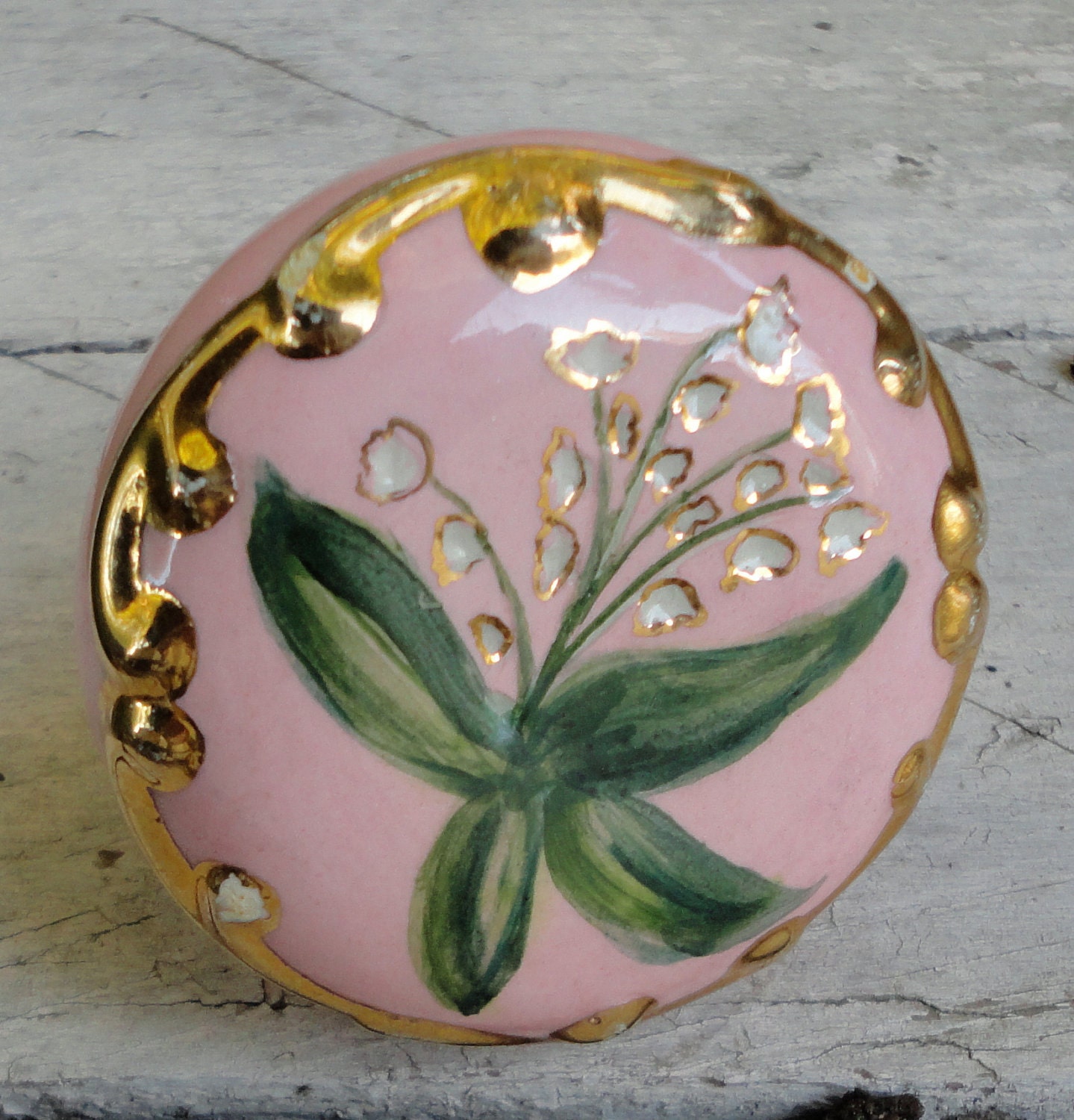 Vintage Pink and Gold Ceramic Door Knob. Hand painted flowers.