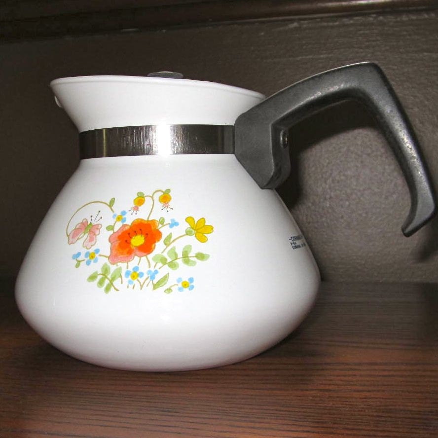 Vintage Corelle Wild Flower Teapot/Stove Top Pot with Lid and