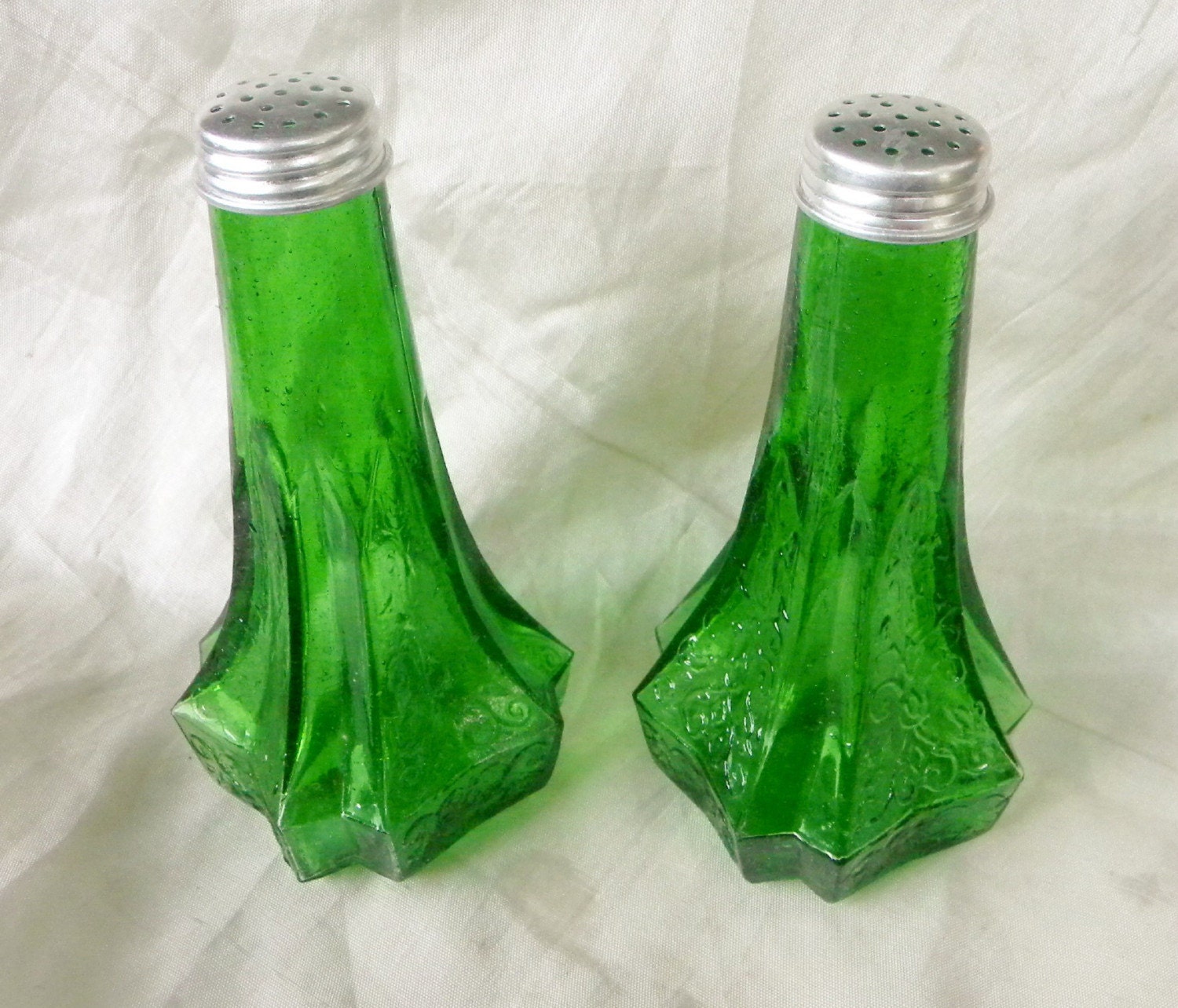 Dark Green Depression Glass Salt and Pepper Shaker Set