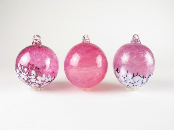  SALE  Ornaments  Gift Set Honeysuckle Pink  Christmas  Blown Glass