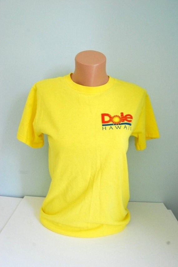 bright yellow tee